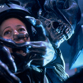 A Xenomorph Attacks